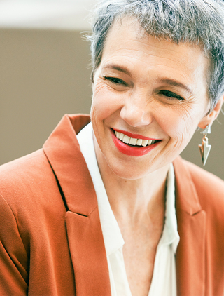 High net worth individual discusses DBR & CO's generational wealth management approach with a DBR wealth advisor.